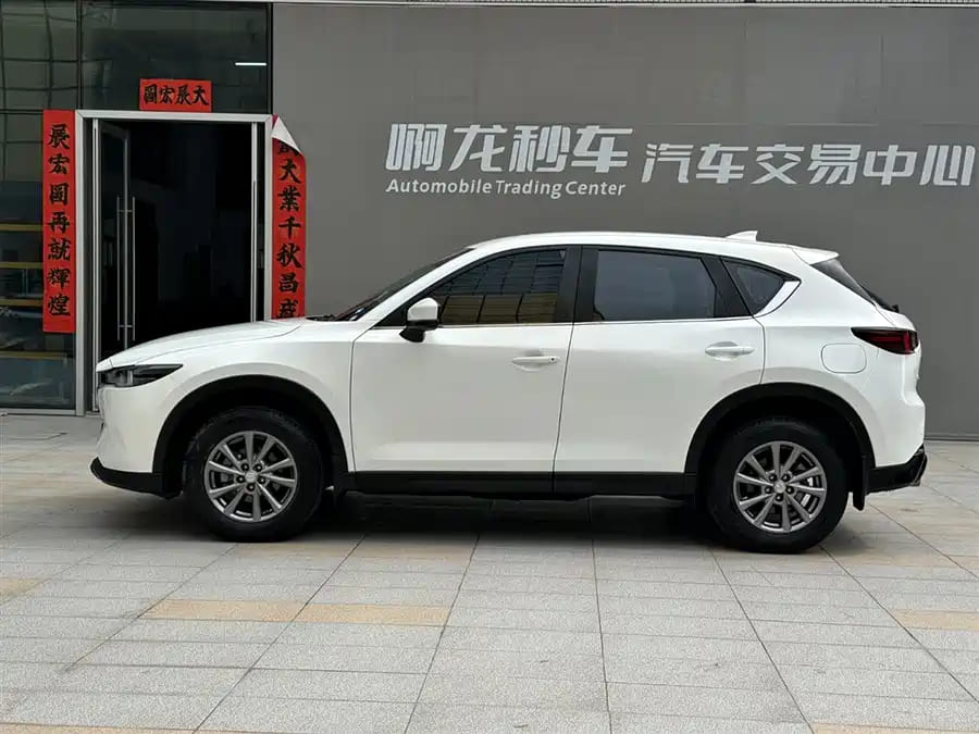Mazda CX-5, 2022