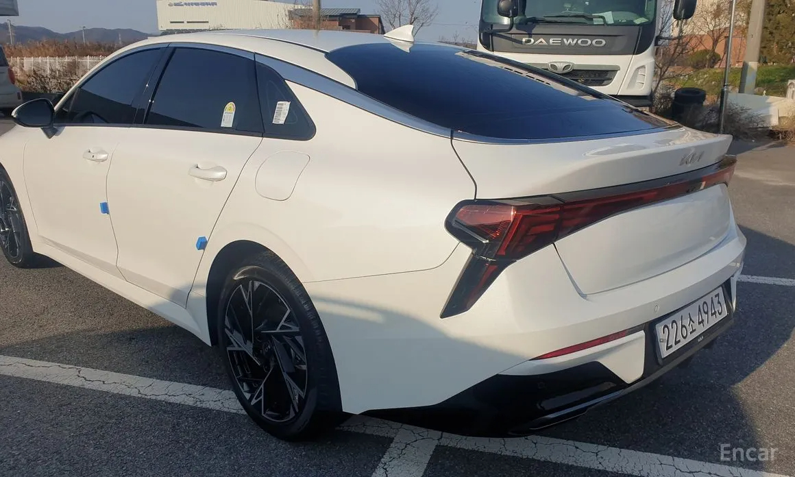 Kia K5, 2023
