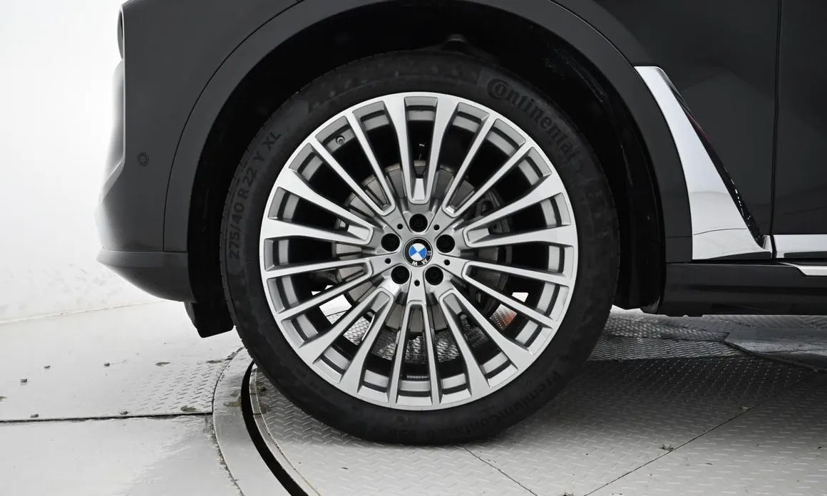 BMW X7, 2023