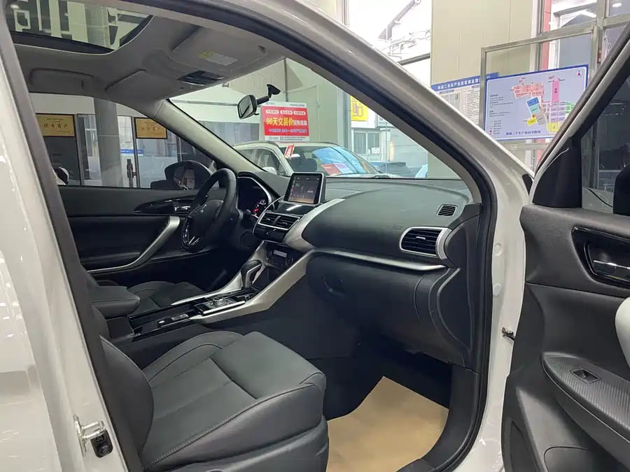 Mitsubishi Eclipse Cross, 2021
