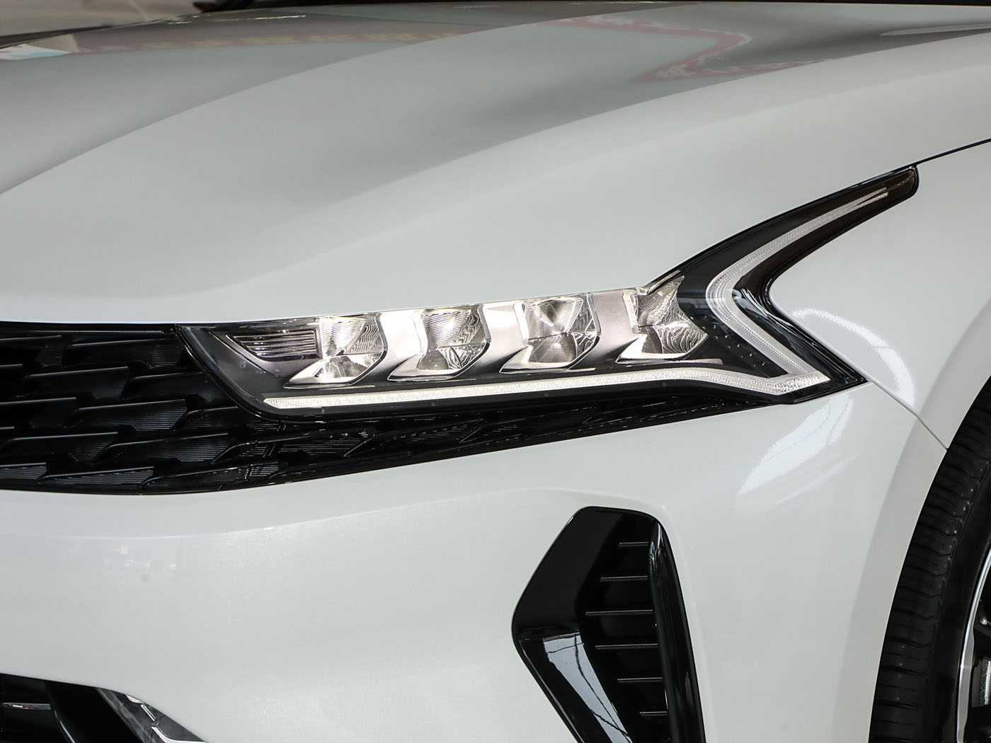 Kia K5, 2025