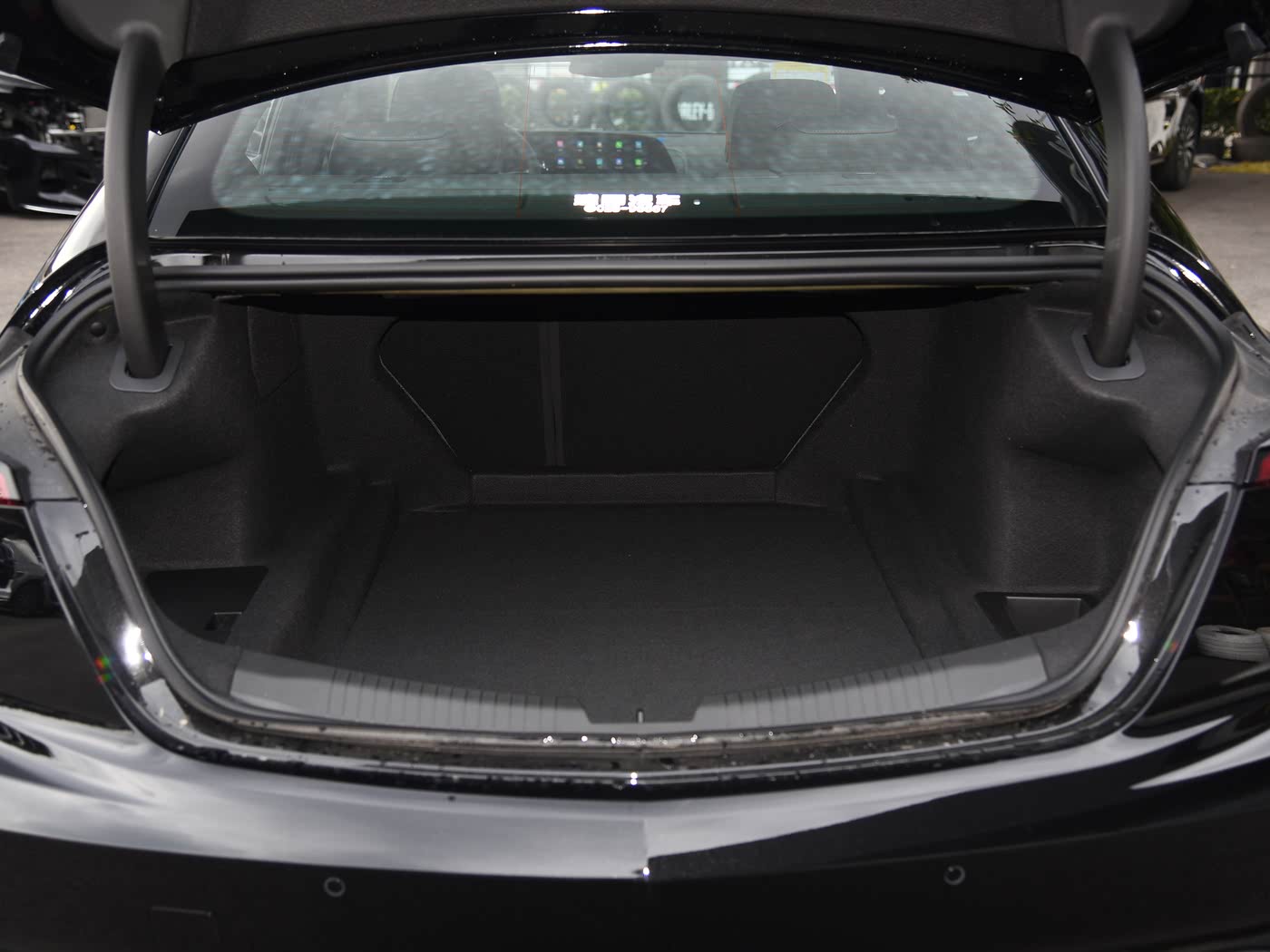Cadillac CT5, 2025