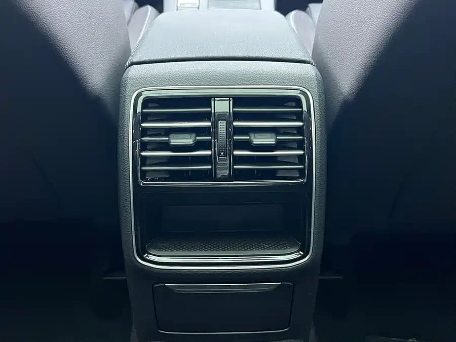 Volkswagen Magotan, 2022