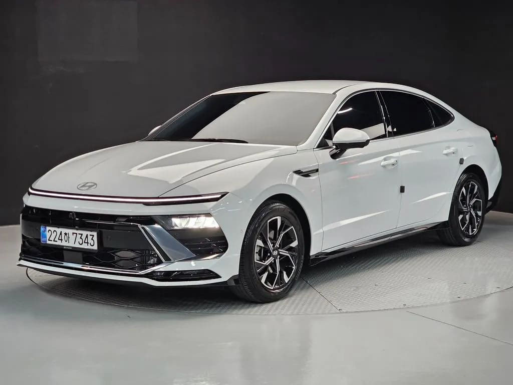 Купить Hyundai Sonata 2025 года с пробегом бу