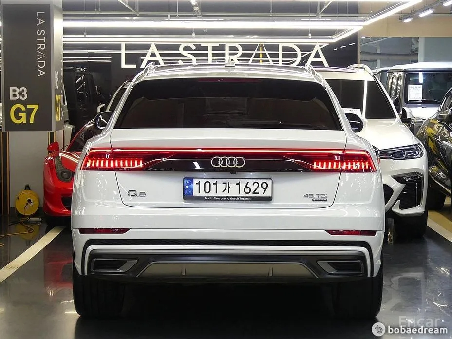 Audi Q8, 2021