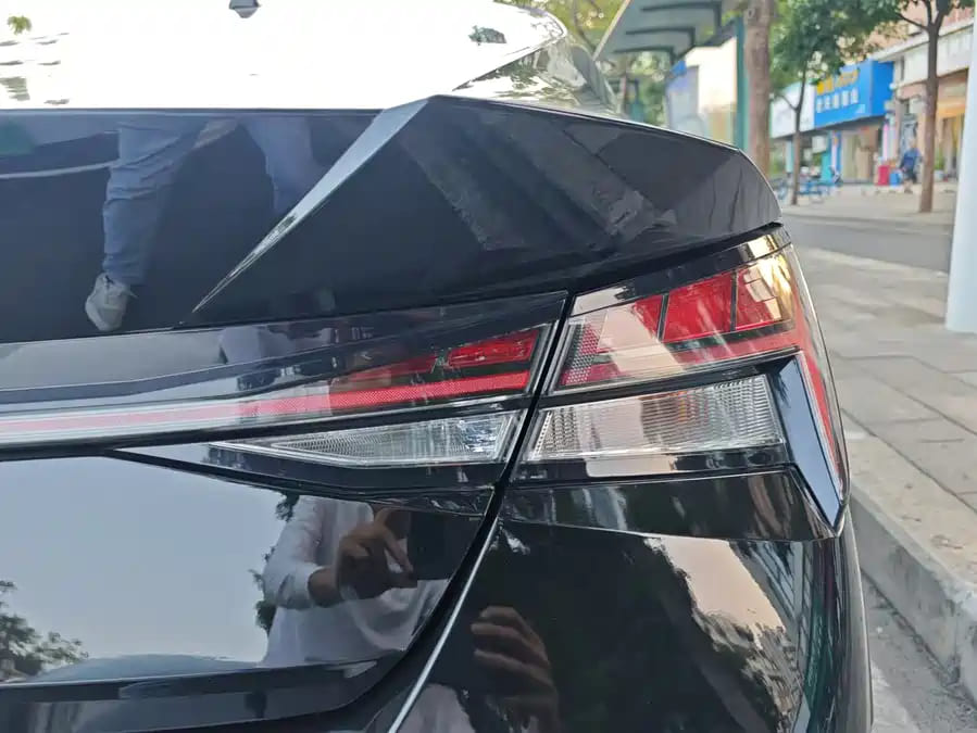 Hyundai Elantra, 2022