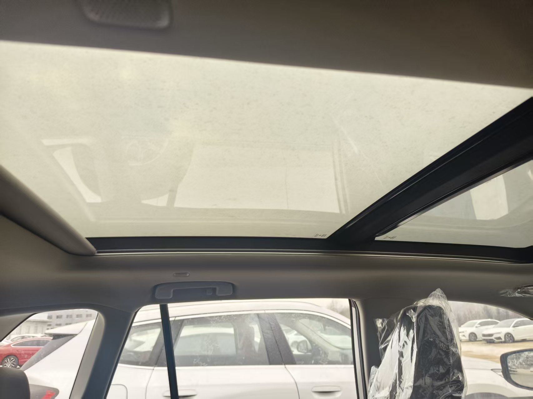 Toyota RAV4, 2025