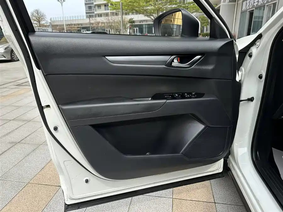 Mazda CX-5, 2022