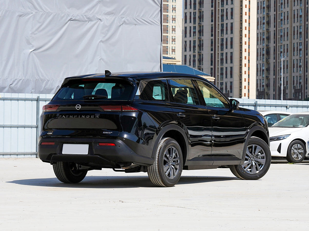 Nissan Pathfinder, 2025