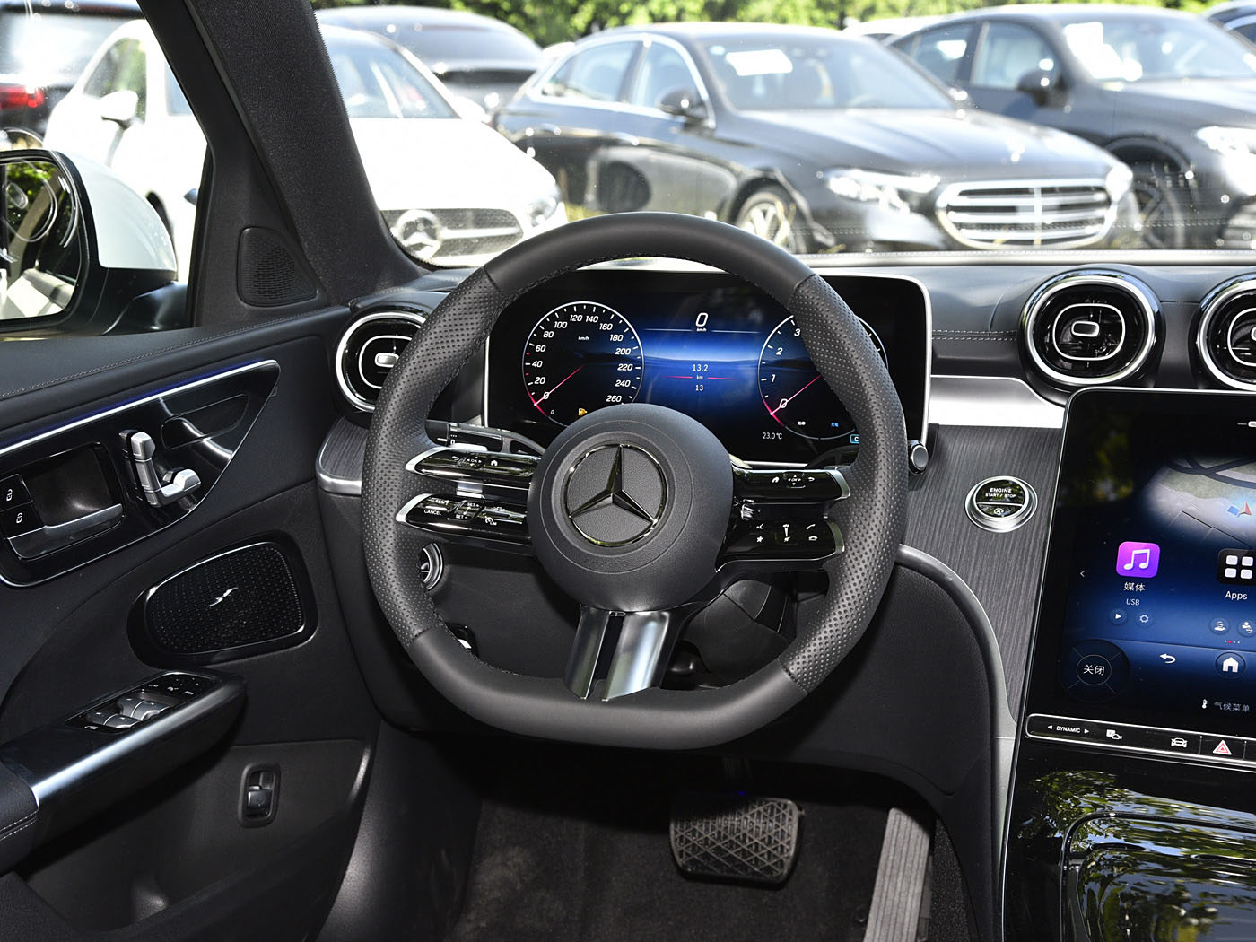 Mercedes-Benz C 200 L, 2024