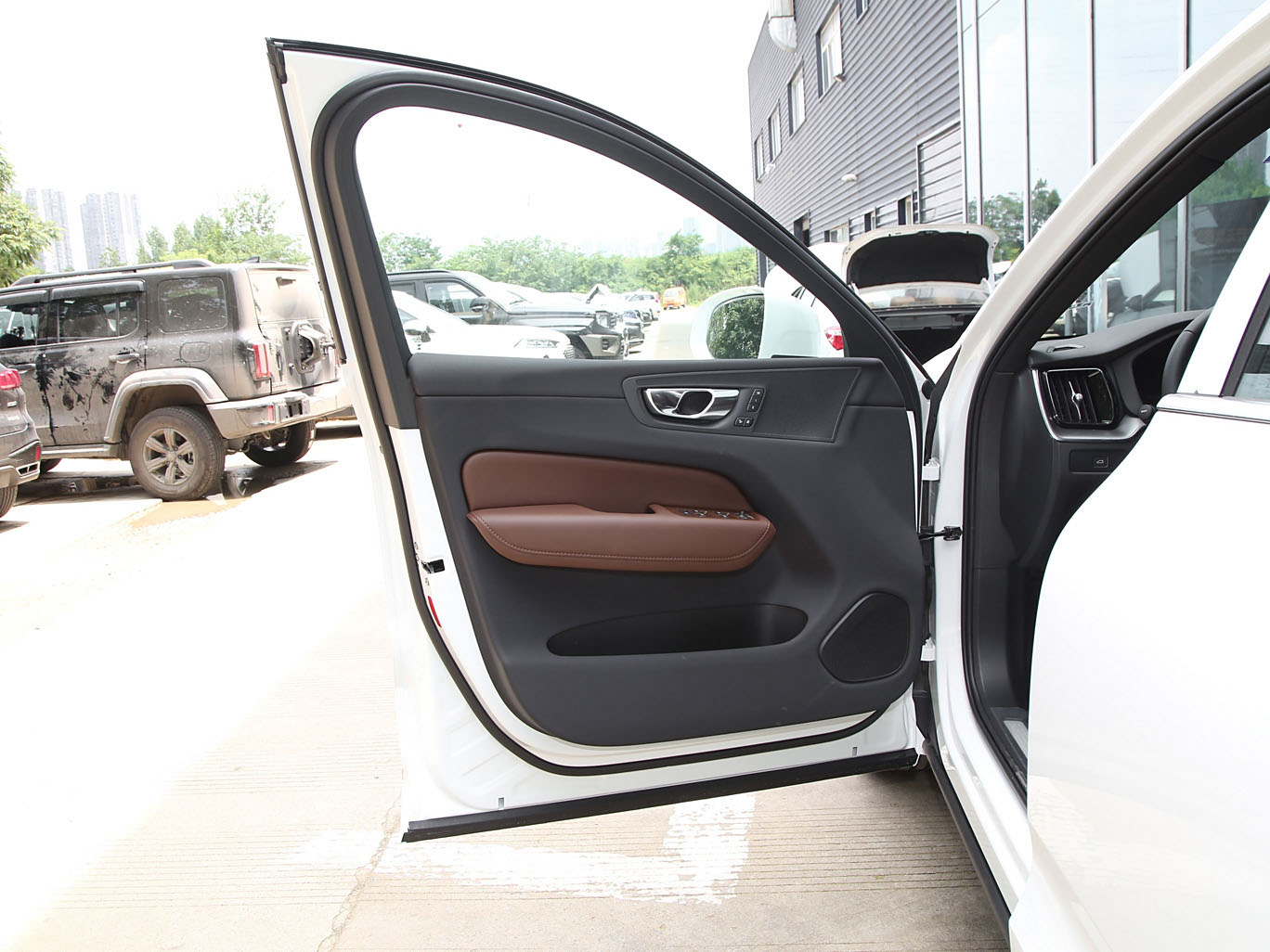 Volvo XC60, 2024