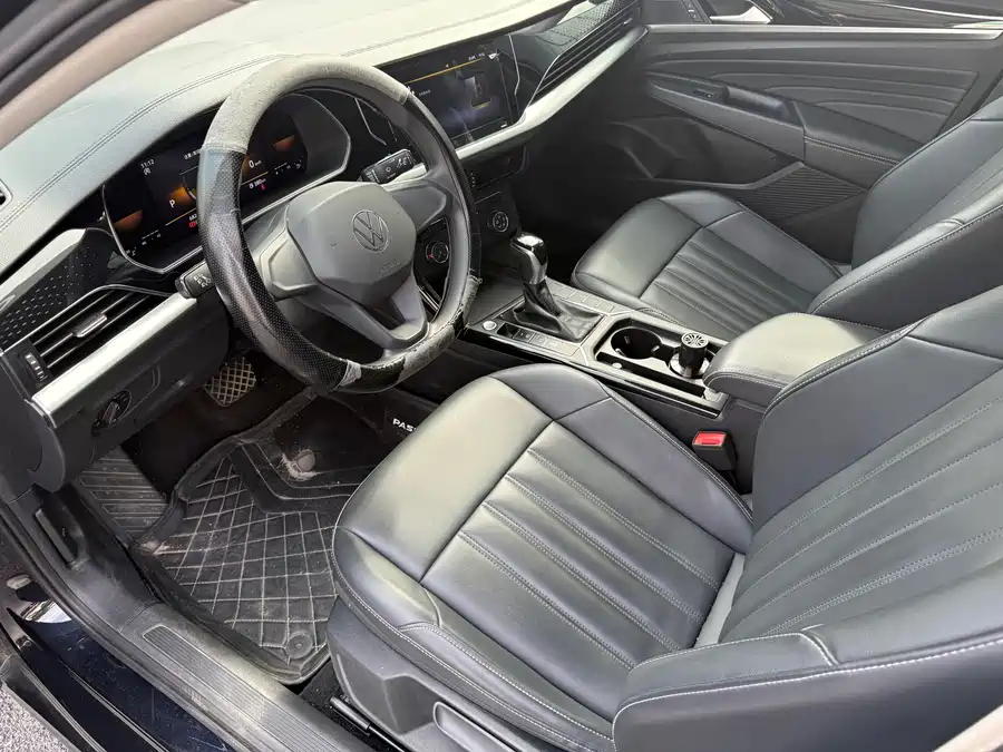 Volkswagen Passat, 2022