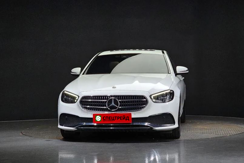 Mercedes-Benz E250, 2021