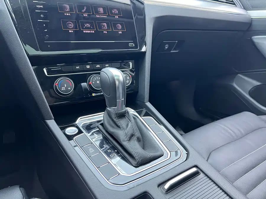 Volkswagen Magotan, 2022