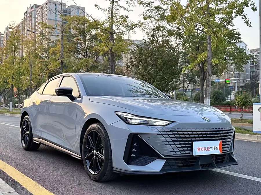 Купить Changan UNI-V 2022 года с пробегом новый