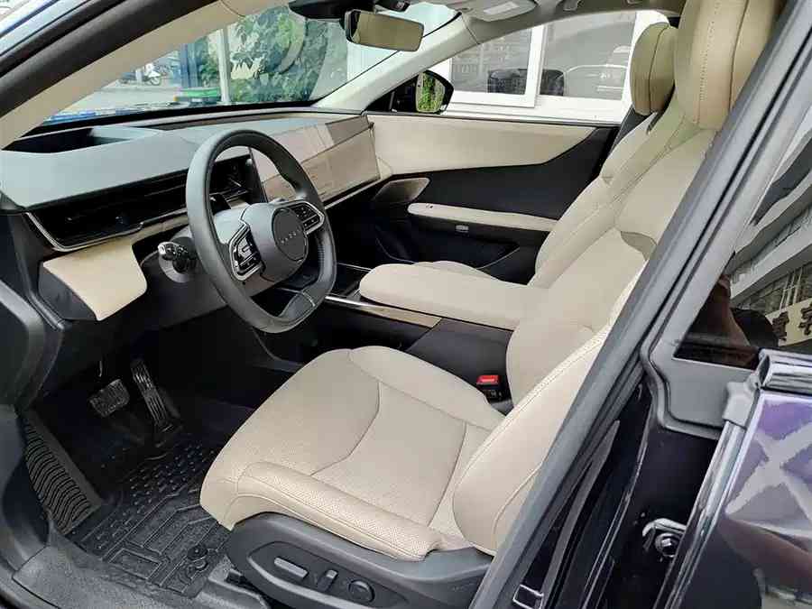 Mazda EZ-60, 2025