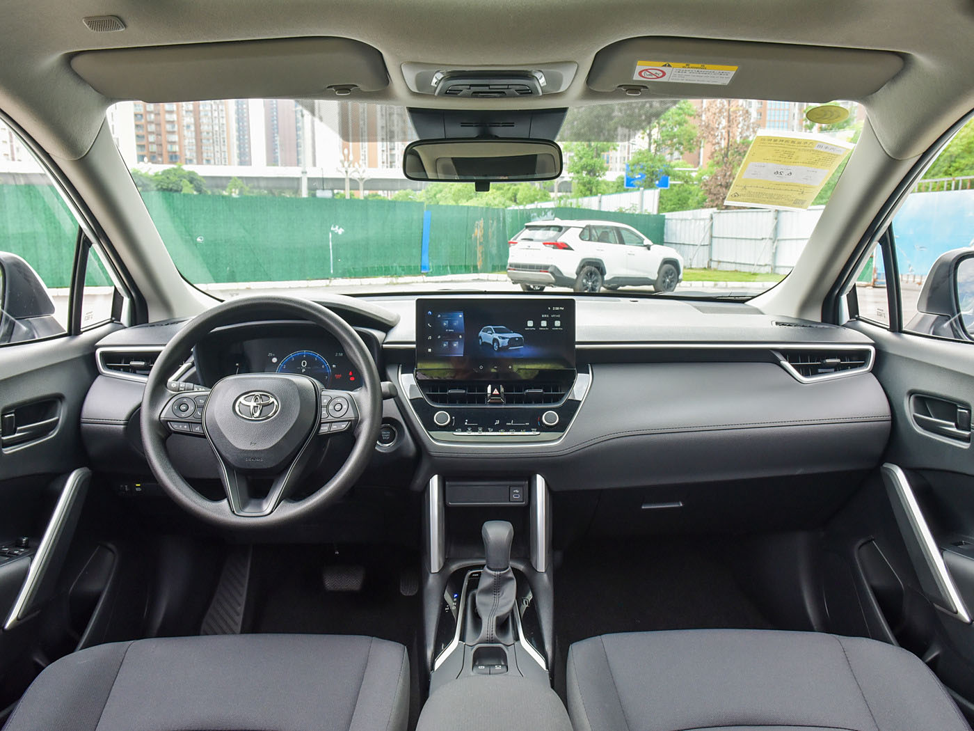Toyota Corolla Cross, 2025