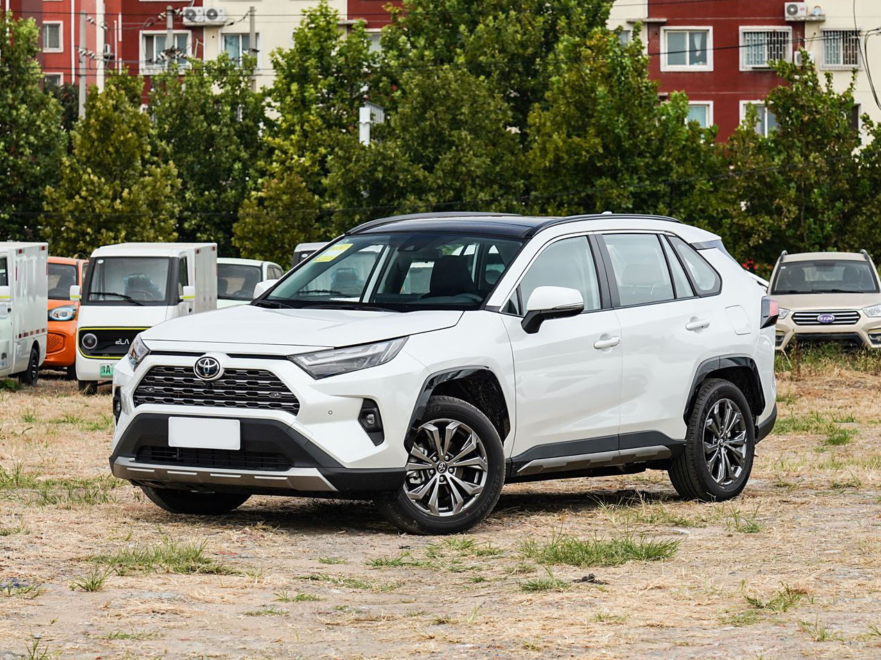 Купить Toyota RAV4 2025 года с пробегом бу
