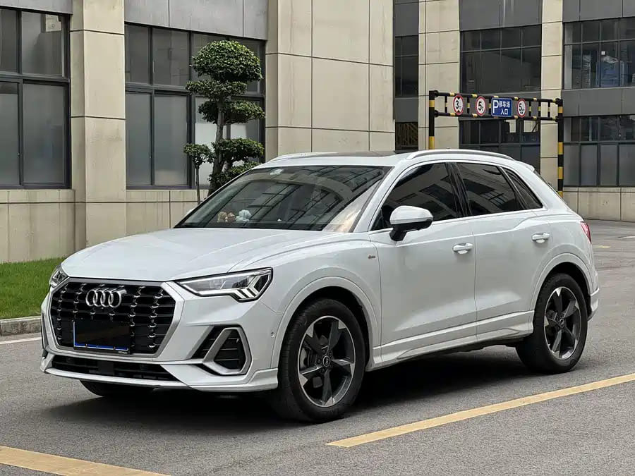 Купить Audi Q3 2022 года с пробегом новый