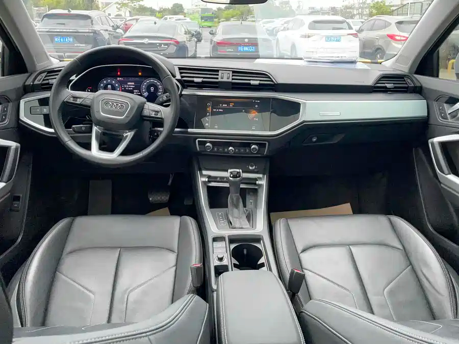 Audi Q3, 2021