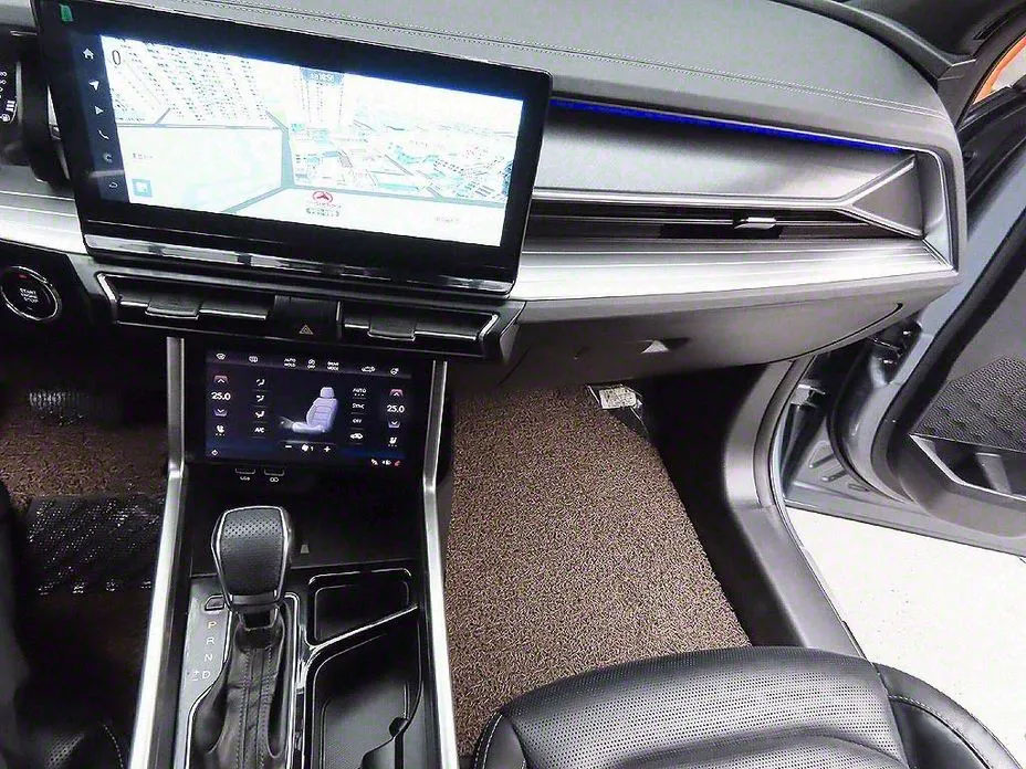 KGM (Ssangyong) Torres, 2023