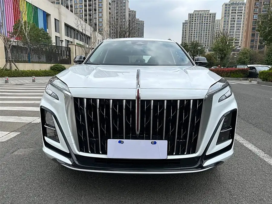 Hongqi HS3, 2023