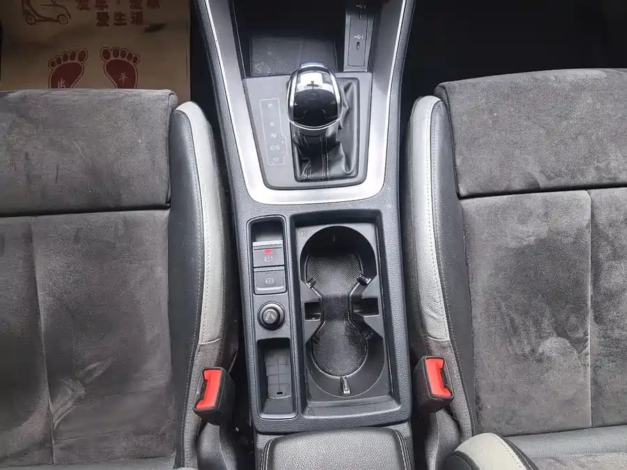 Audi Q3, 2021