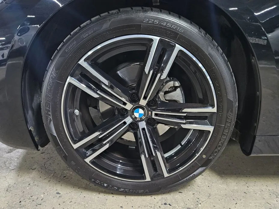 BMW 420i Convertible, 2022
