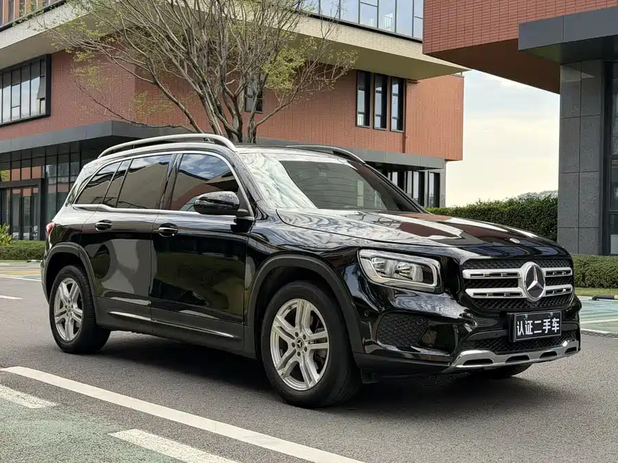 Mercedes-Benz GLB180, 2021