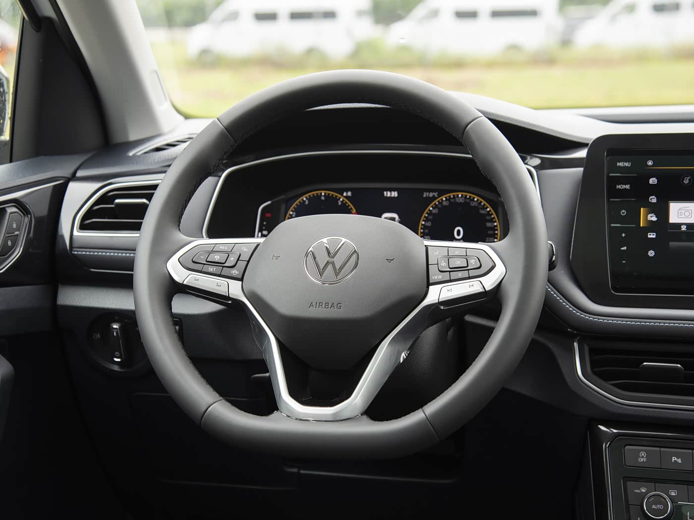 Volkswagen Tharu XR, 2026
