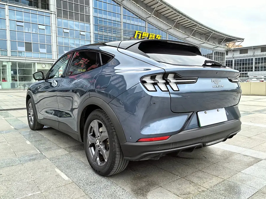 Ford Mustang Mach-E, 2022
