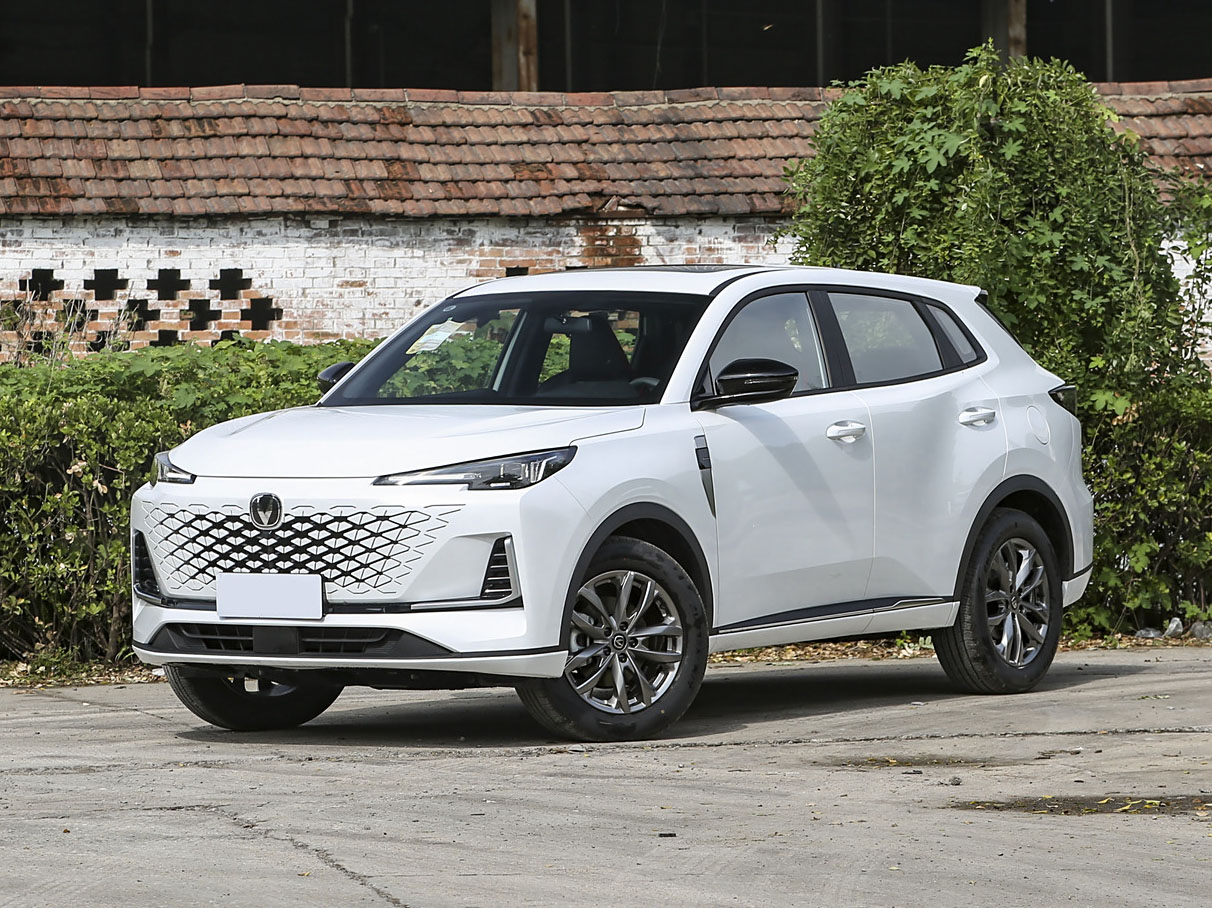 Купить Changan CS55PLUS 2024 года с пробегом бу